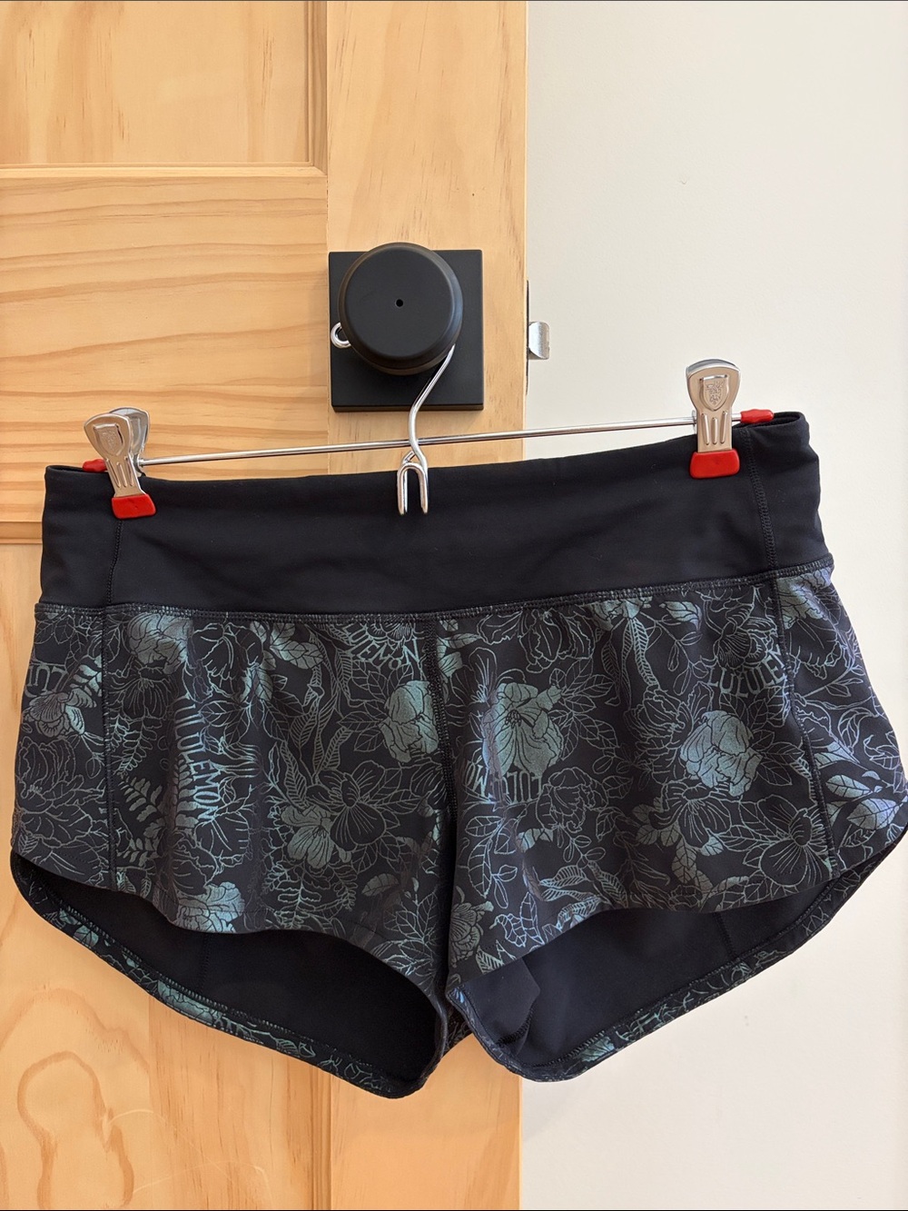 Lululemon speed up shorts